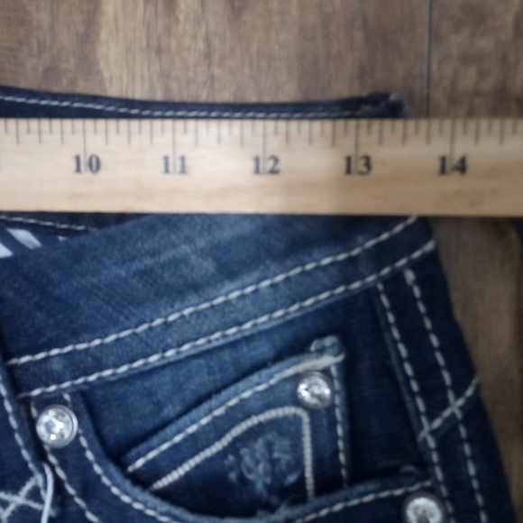 Rock Revival Women's 26 Dark Blue Jeans Bejeweled Distressed NWT - Picture 10 of 12